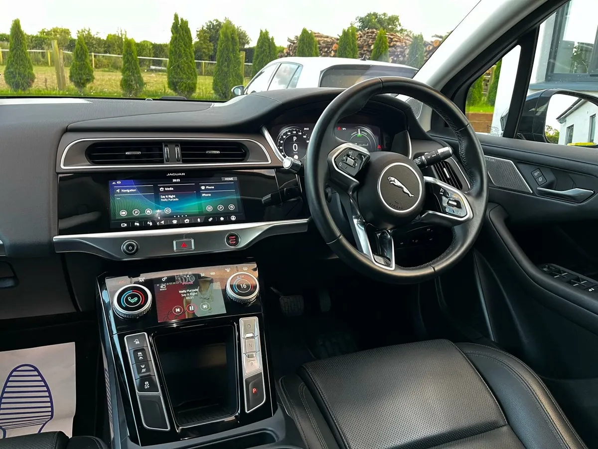 Jaguar I Pace - Image 4