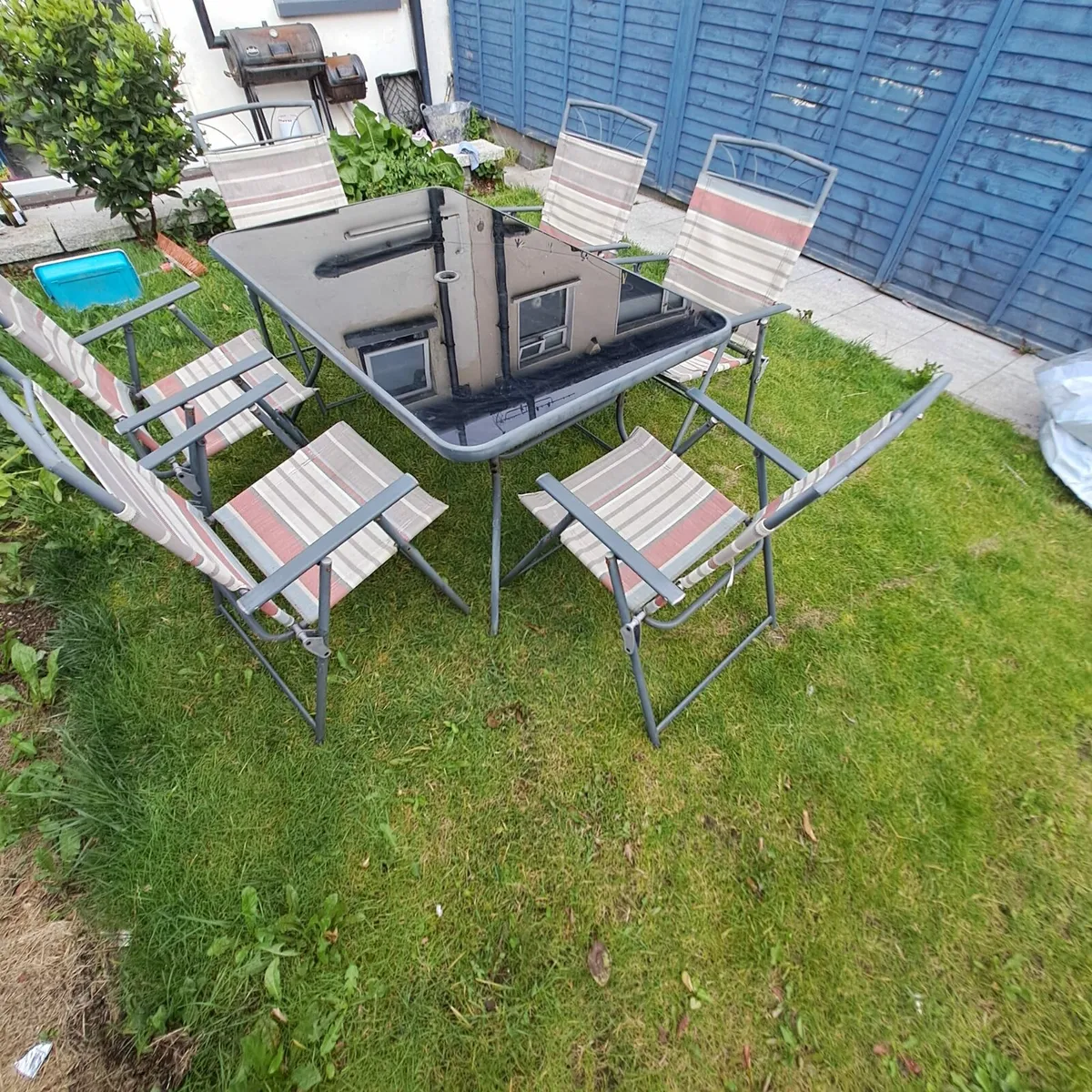 Garden table and chairs - Image 3