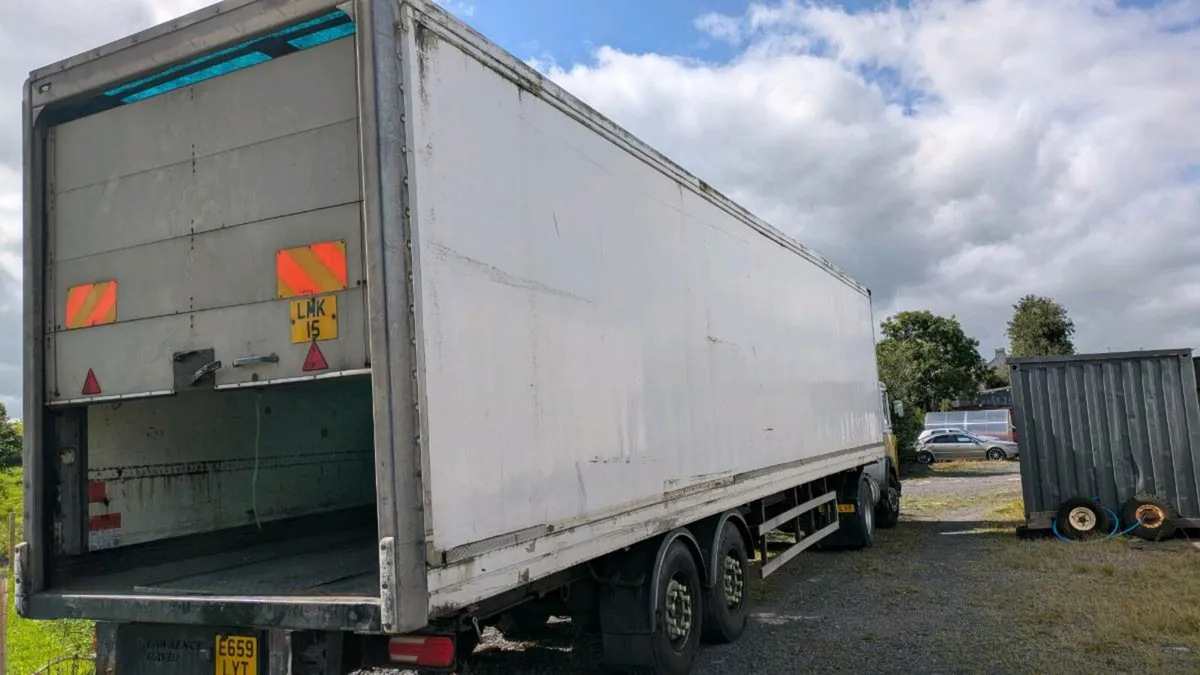 Container trailer , box trailer , storage - Image 4