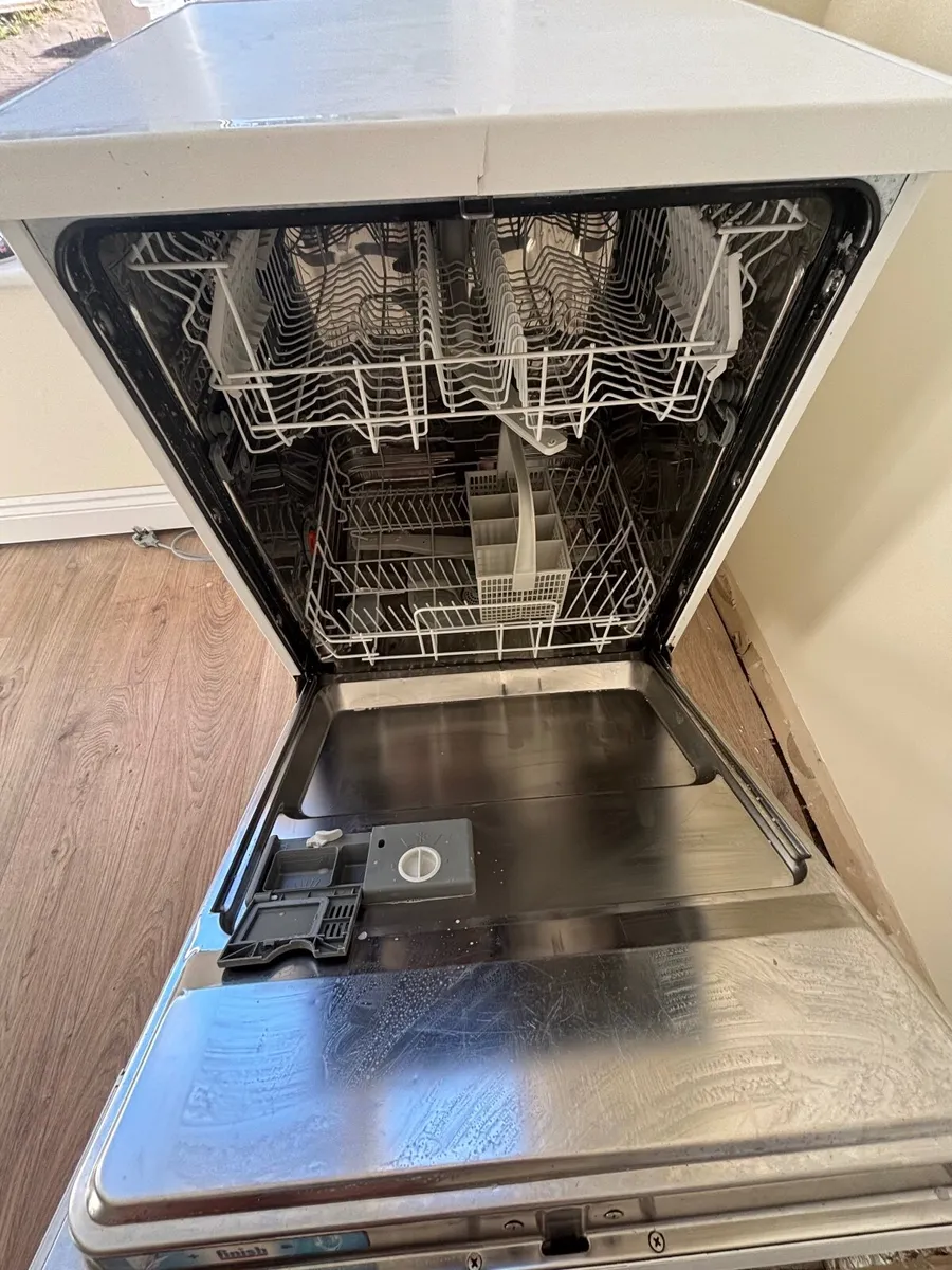 Dishwasher (collection Dublin 16) - Image 3