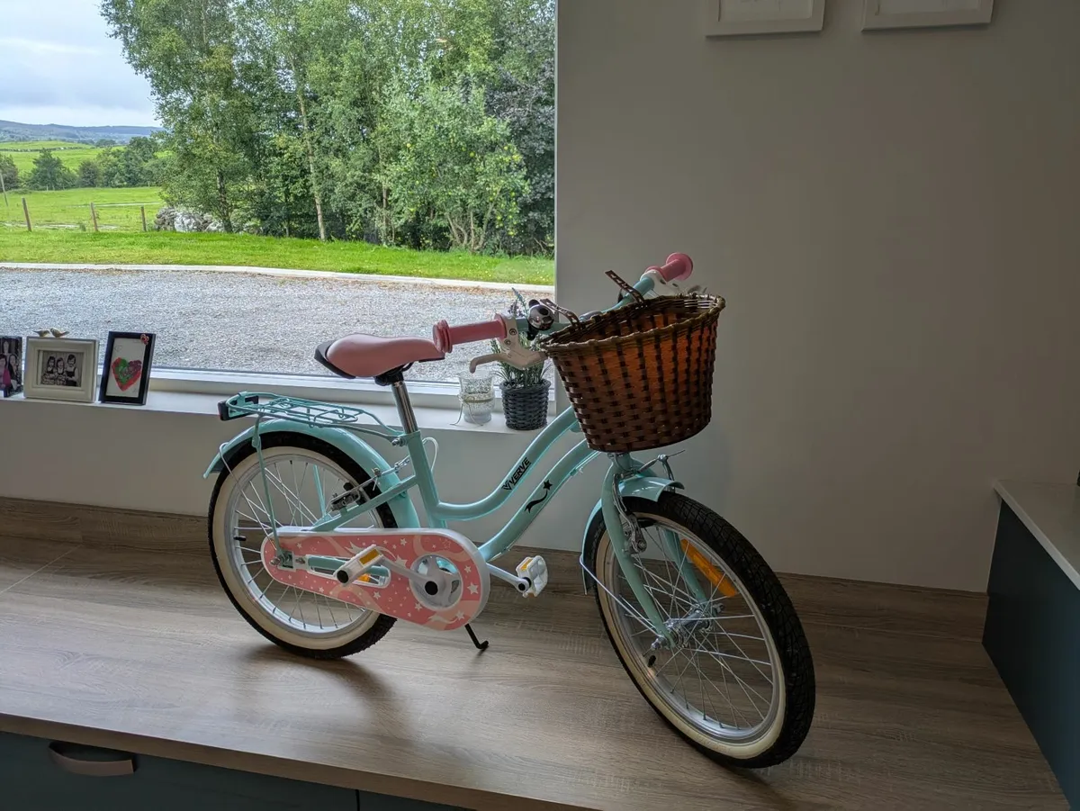 Childs bike - Image 3