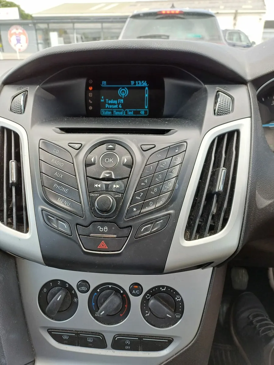2014 FORD FOCUS NEW NCT 09/26 - Image 3