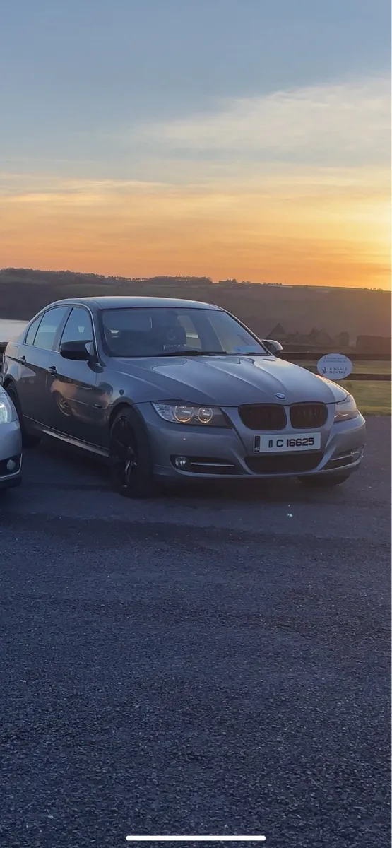 BMW 318D E90 2011 (Quick Sale) (Low Kms) - Image 1