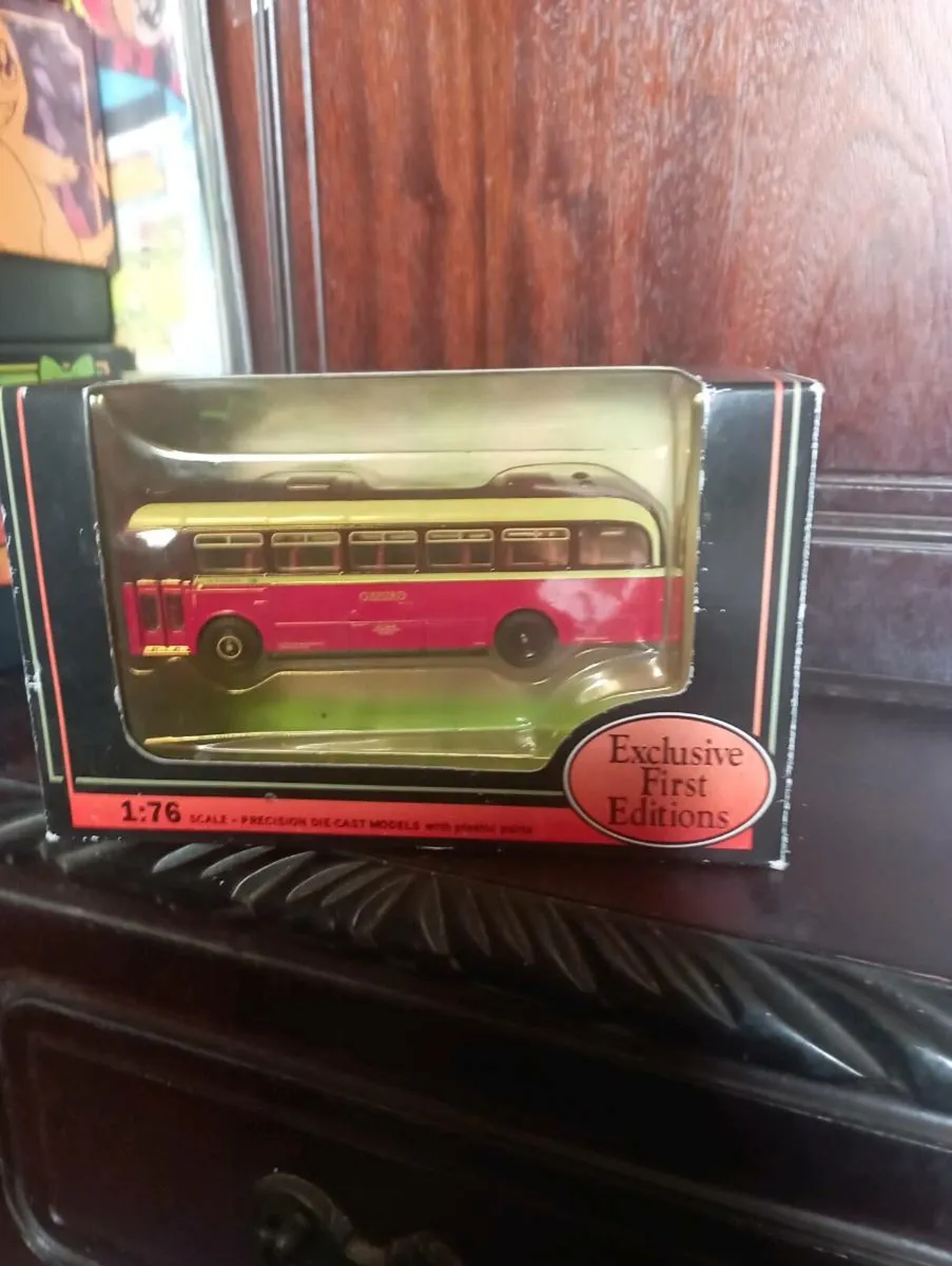 (E F E )1-76 SCALE - SINGLE DECKER BUSES - Image 2