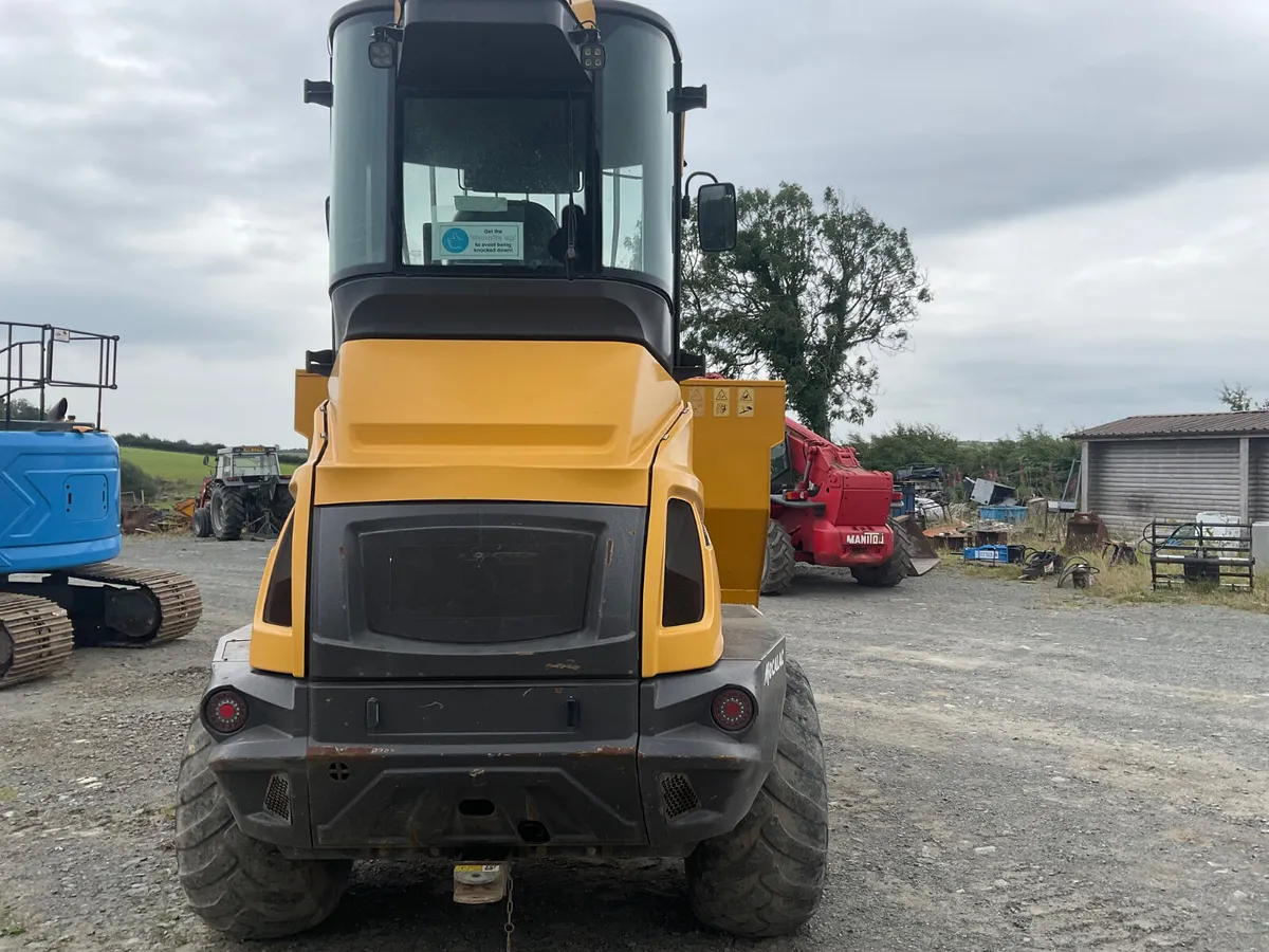 Mecalca 9 ton cabbed dumper - Image 3