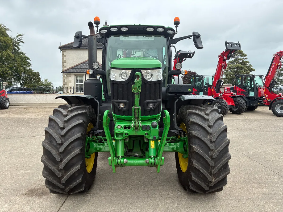 John Deere 6R215 - Image 4