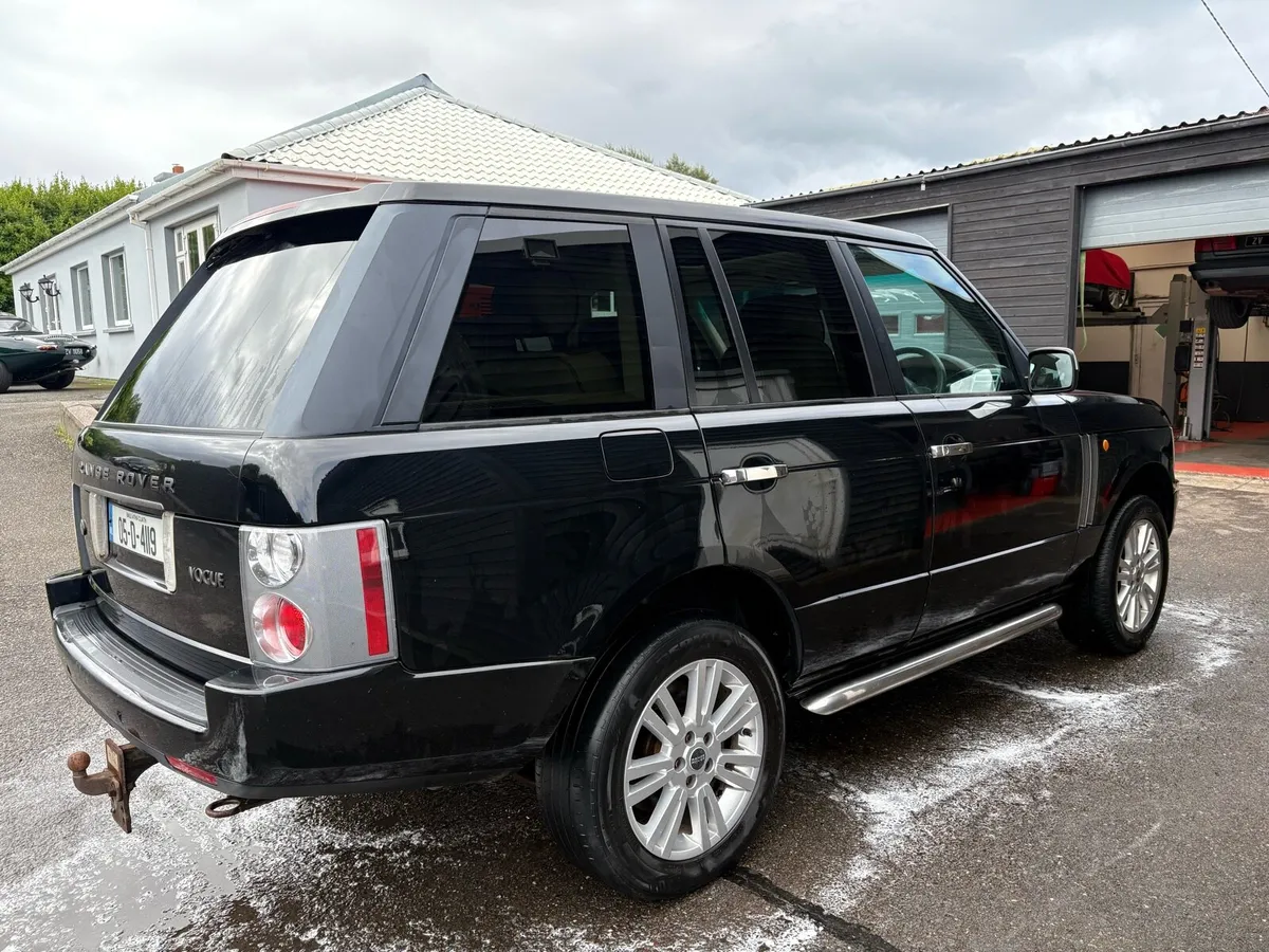Range Rover Vogue - Image 2