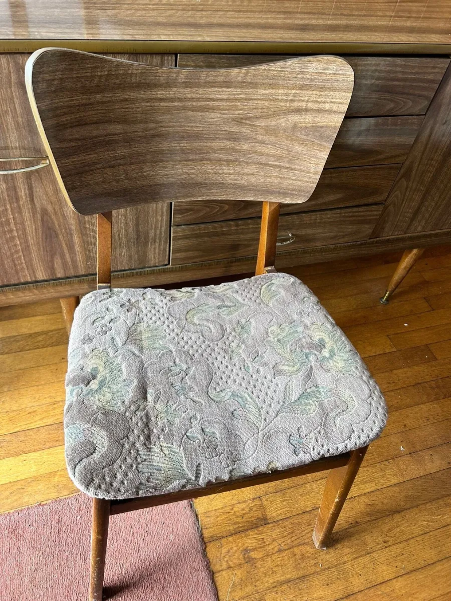 Vintage sideboard, table and one chair set - Image 3