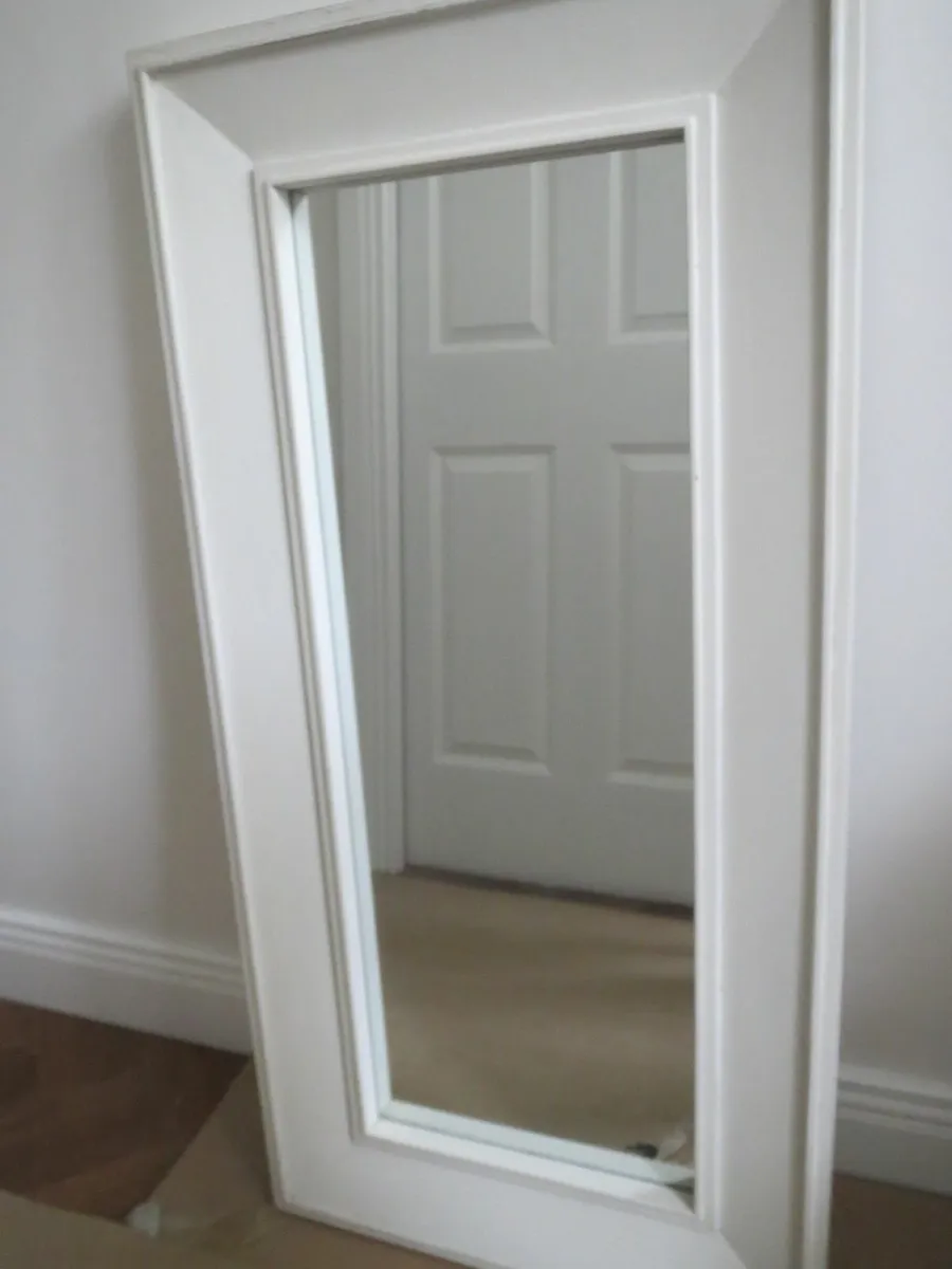 Country Corner solid wood frame mirror - Image 4