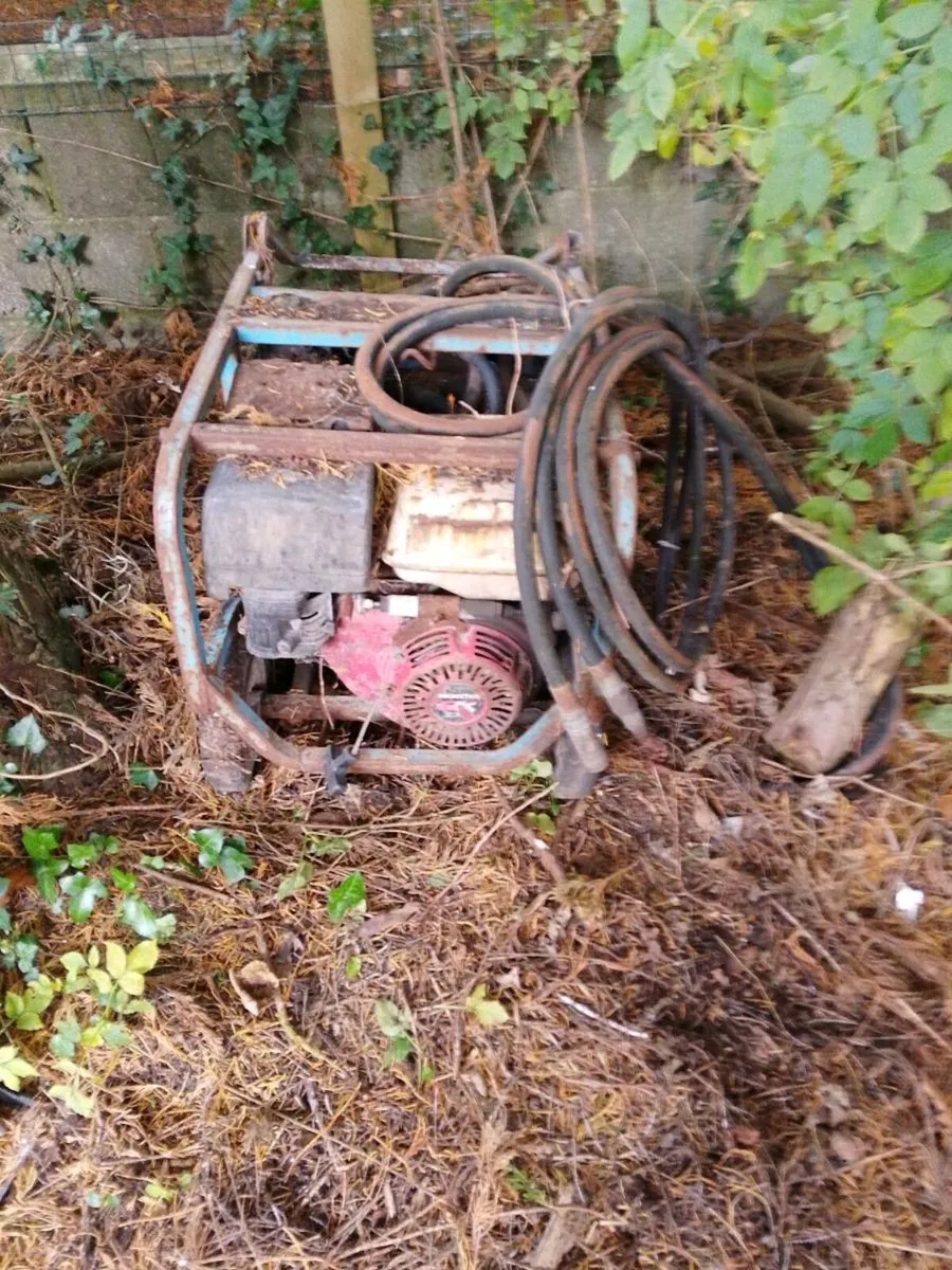 Plant /machinery spares - Image 3
