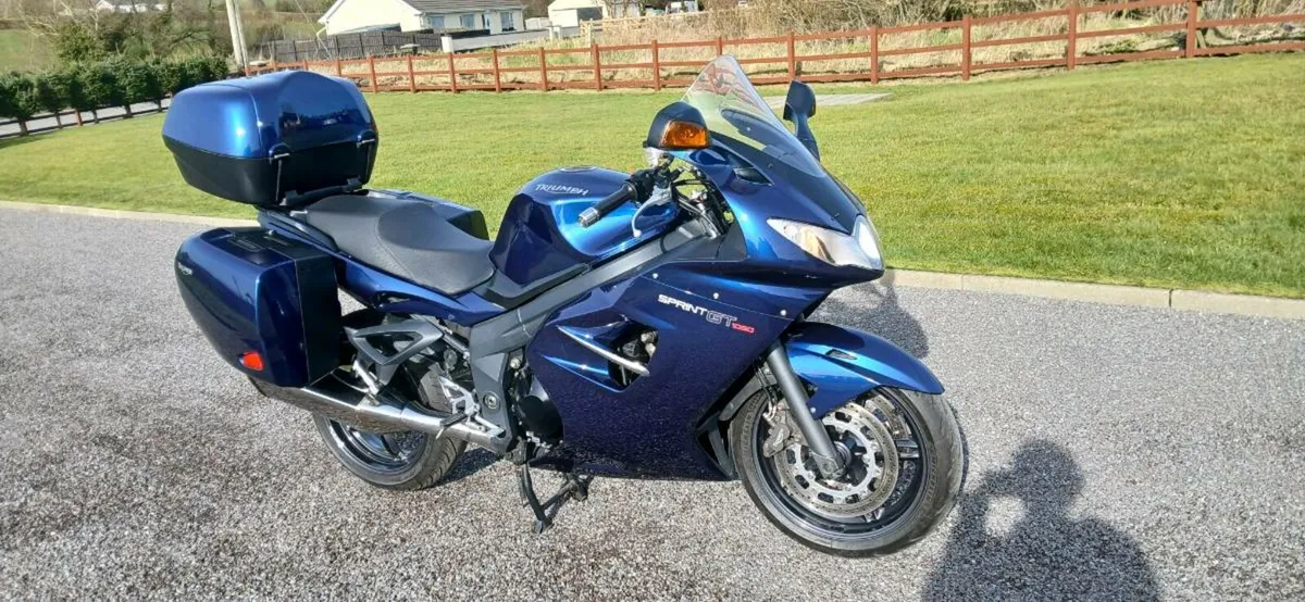 2011 Truimph sprint gt 1050cc - Image 3