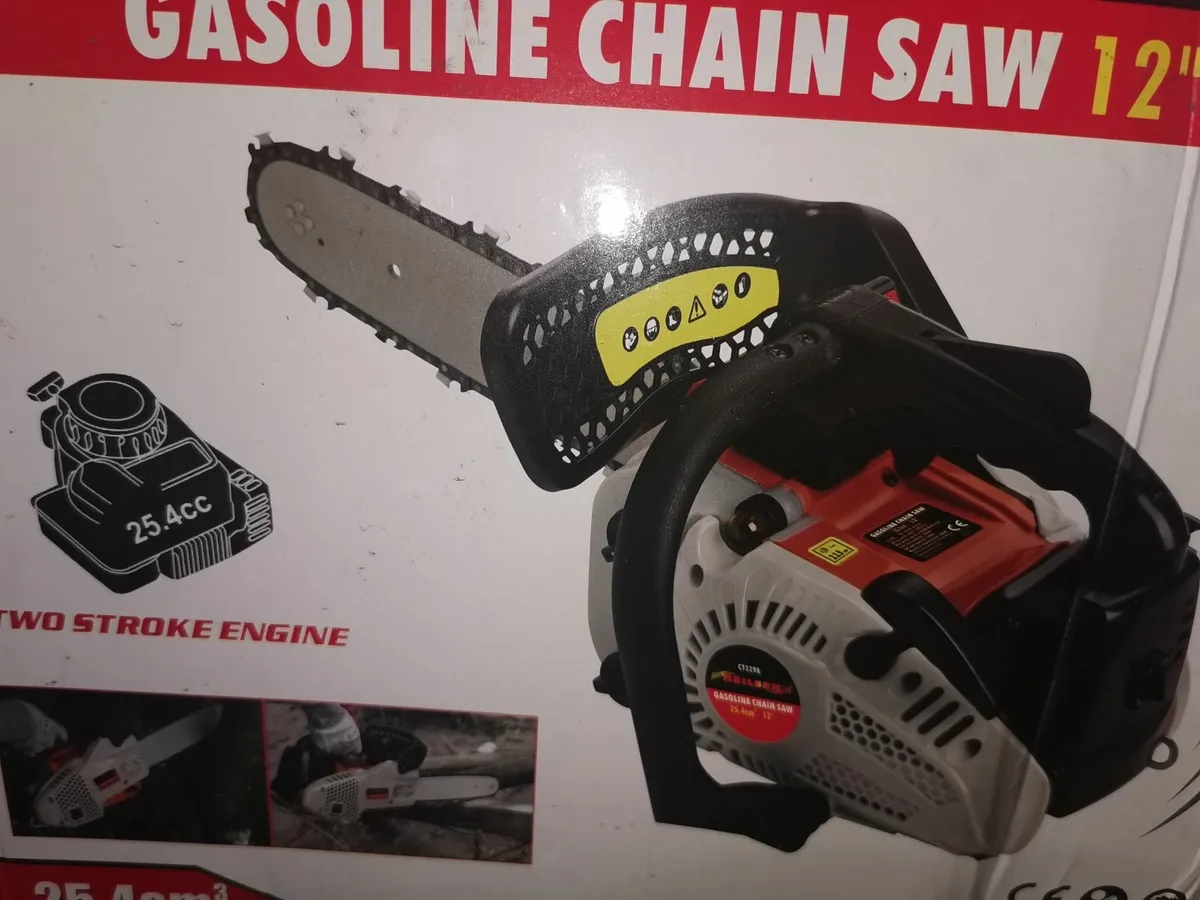 POWERFUL 12" CHAIN SAW. NEW IN BOX. - Image 4