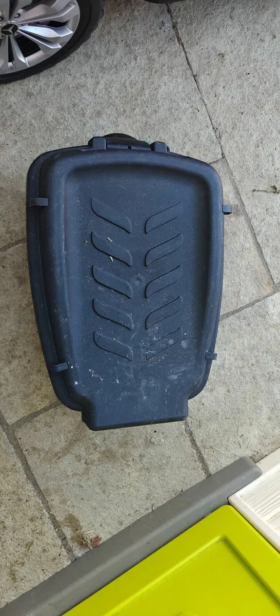 Bicycle storage rack box - Image 2