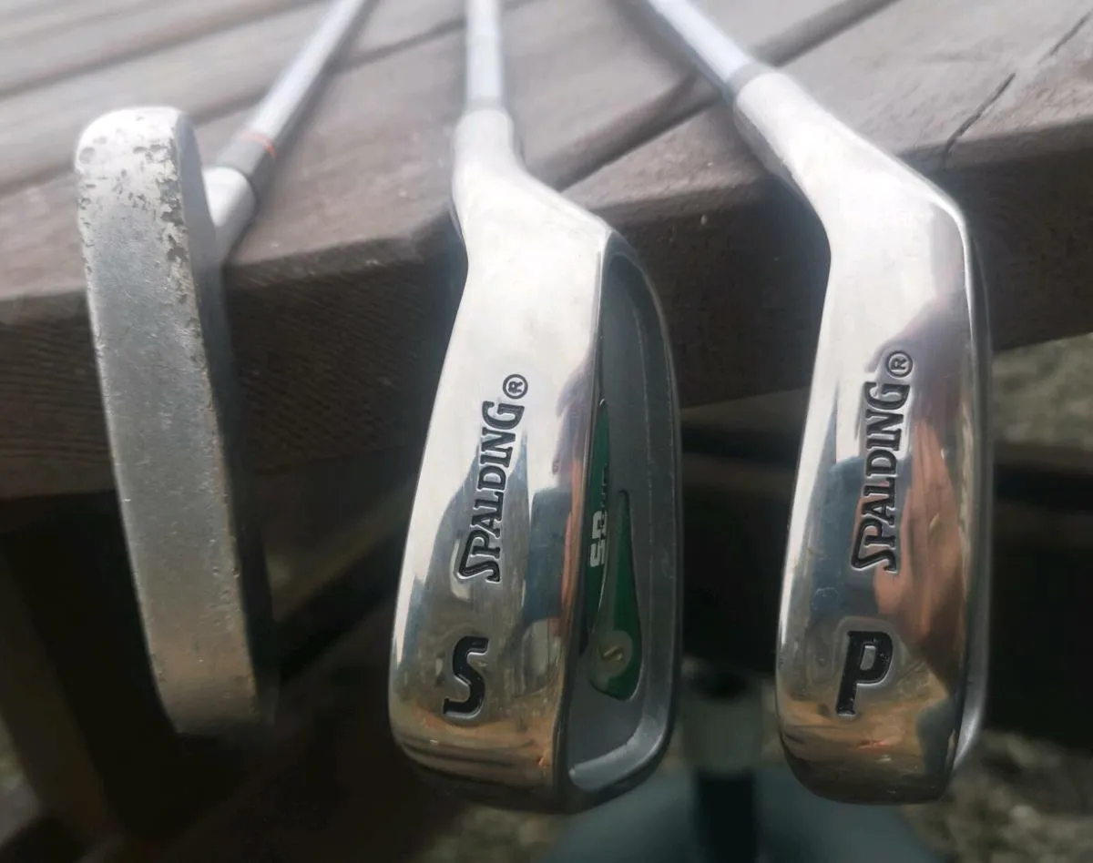 pitch & putt set, Spalding PW & SW & 2 side putter - Image 1
