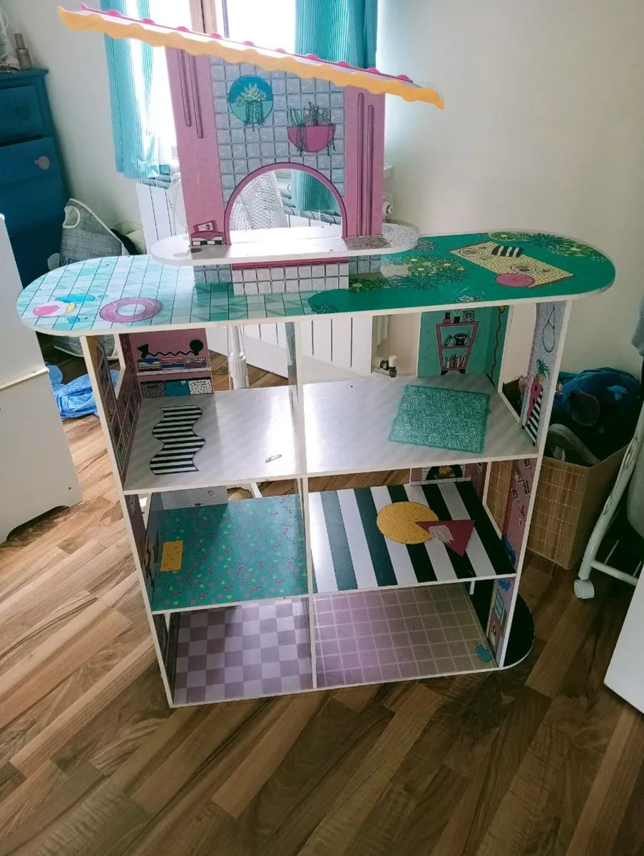 LOL surprise doll house