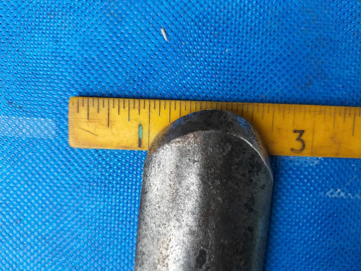 1.1/2" Carvers Chisel by Hildick - Image 3