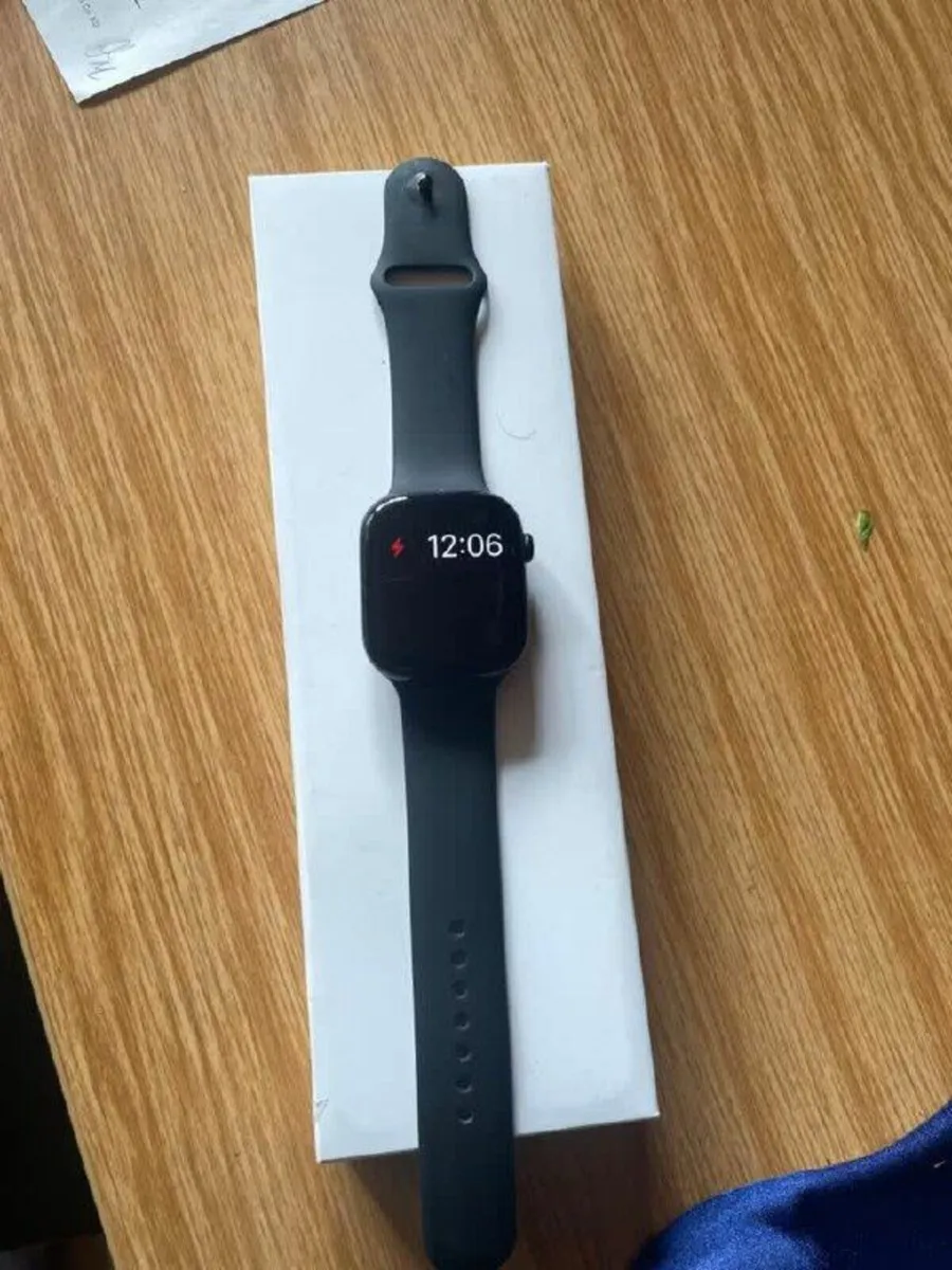 Apple Watch series 10 - Image 2
