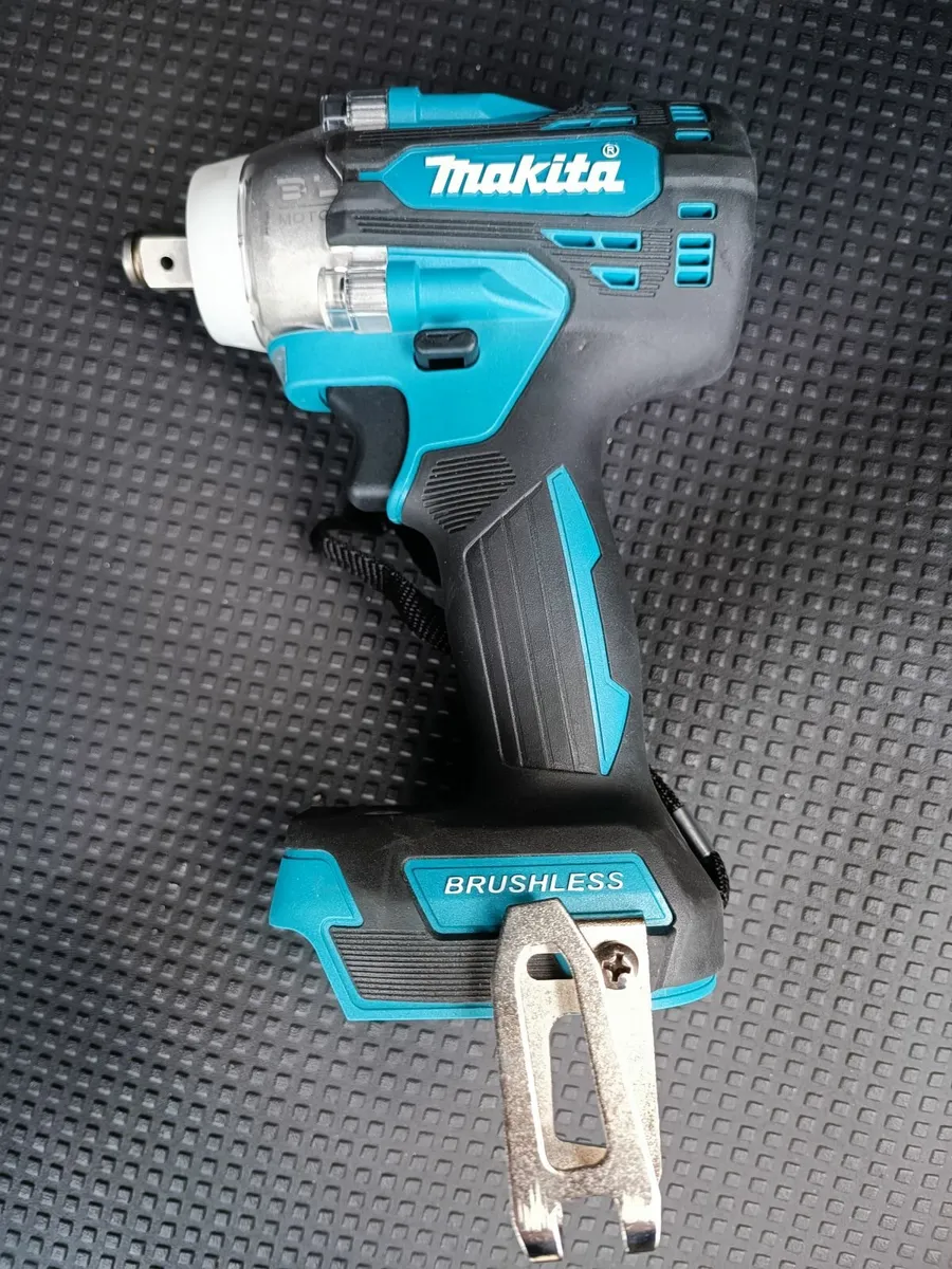 NEW Makita DTW 300 impact wrench - Image 1