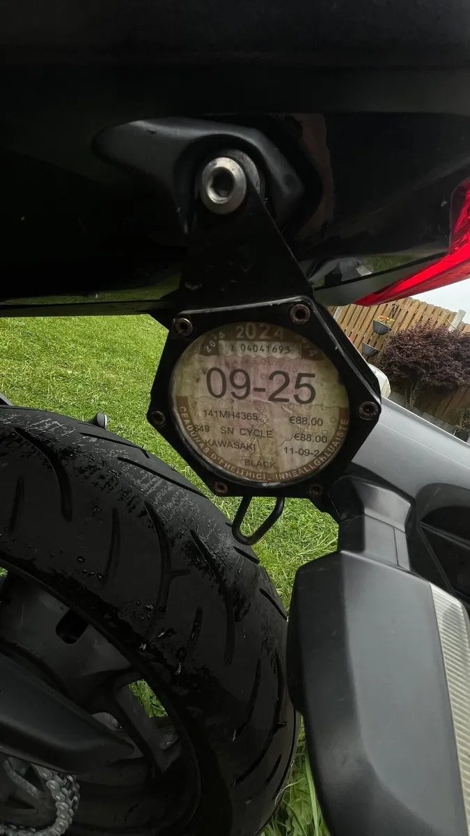 Kawasaki ER6N 2014 - Image 4