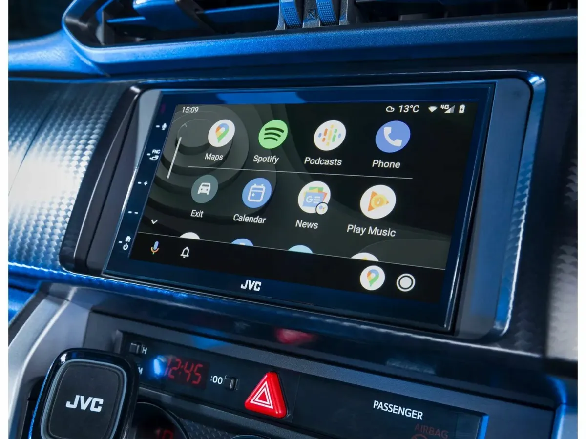 Car Stereo with Apple CarPlay & Android Auto - Image 1