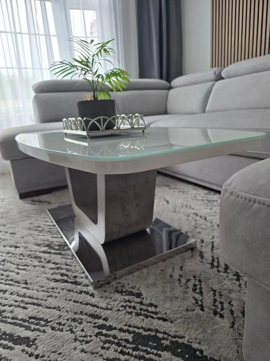 Coffee table - Image 4