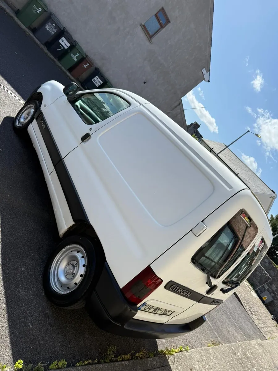 Citreon  berlingo - Image 1