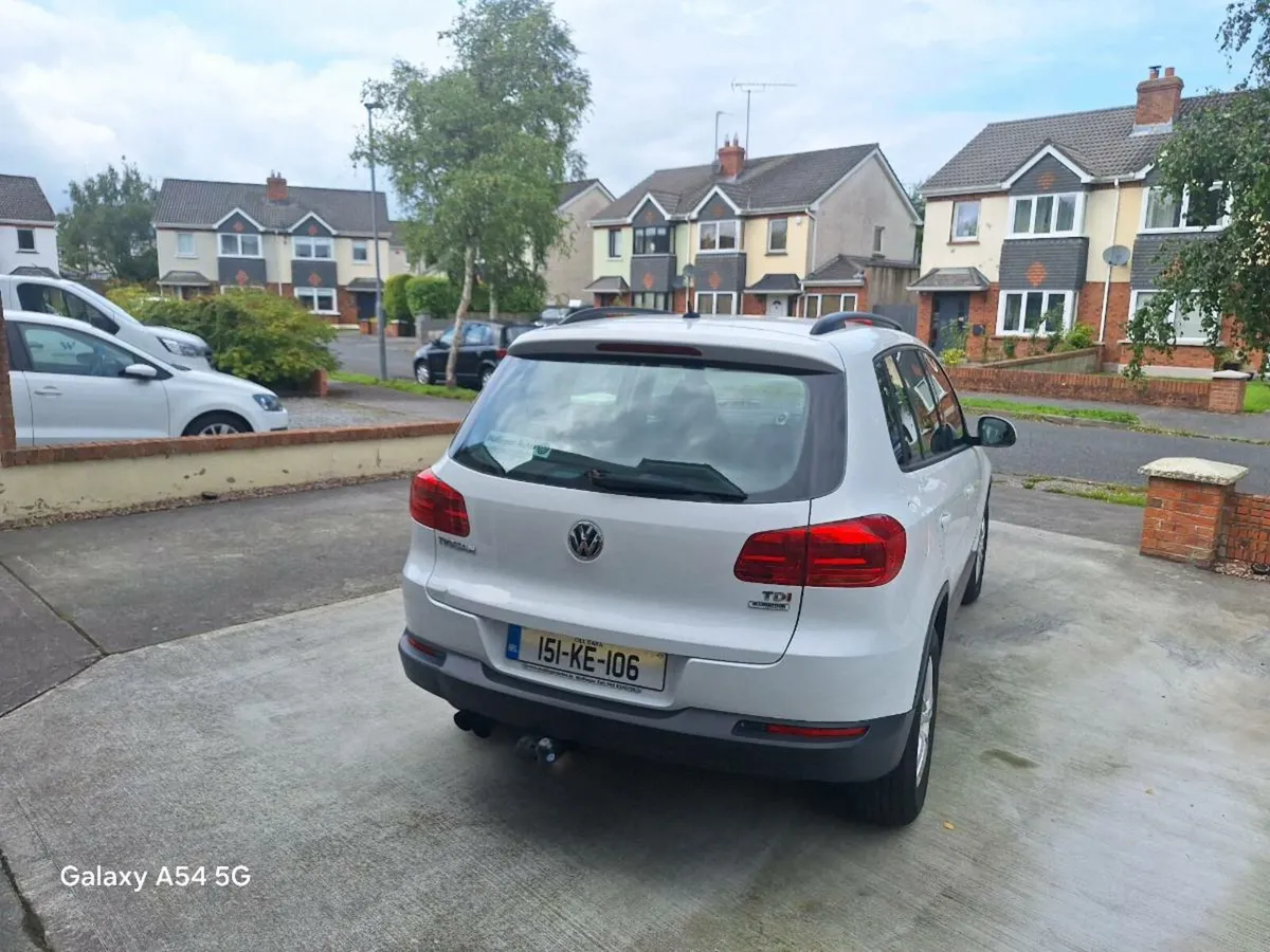 Car - Image 4