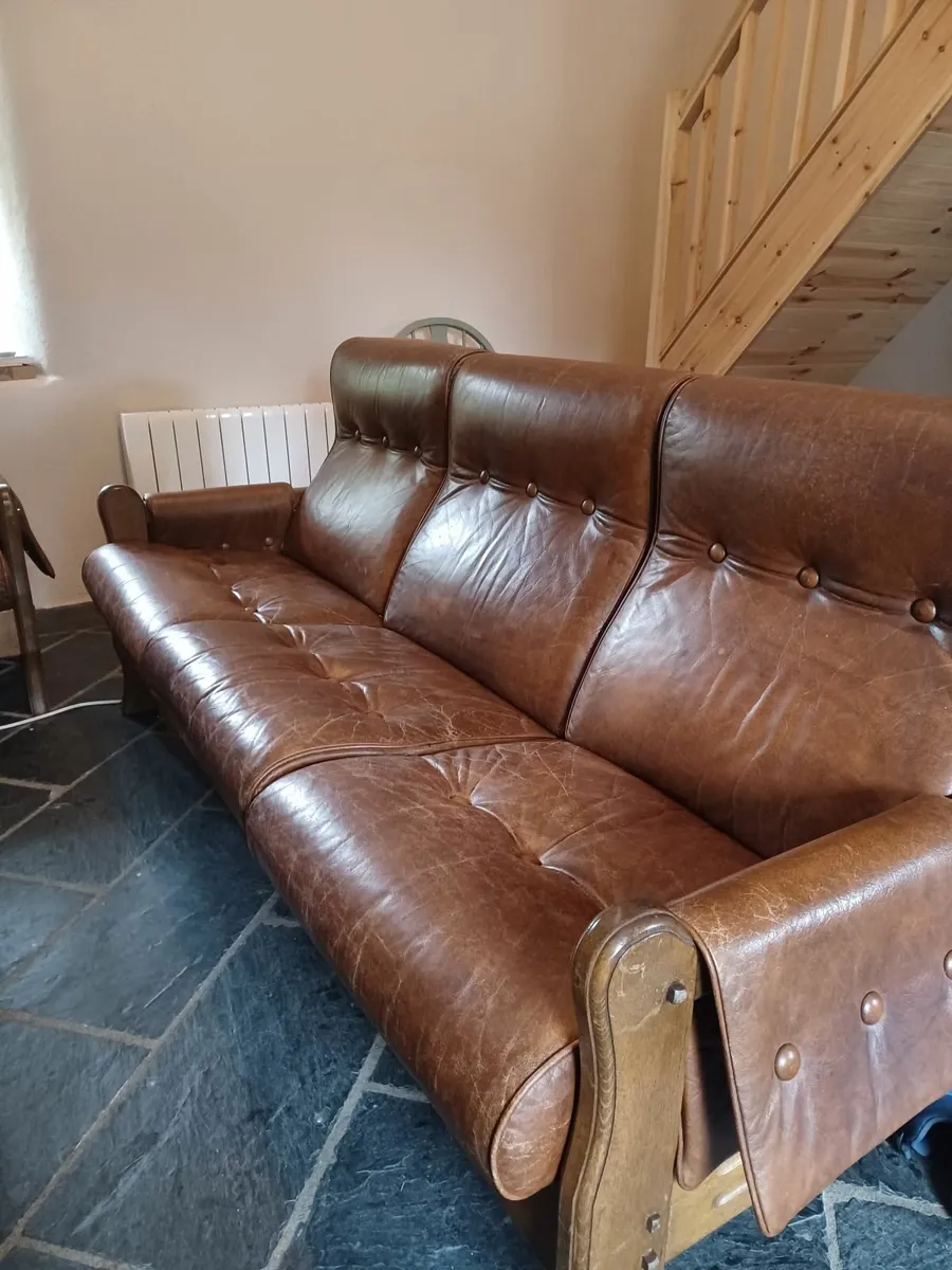 Vintage 3 piece Leather suite - Image 3