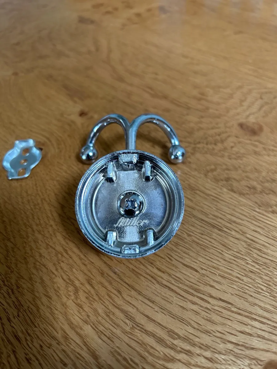 Bathroom chrome accessories (Miller) - Image 2