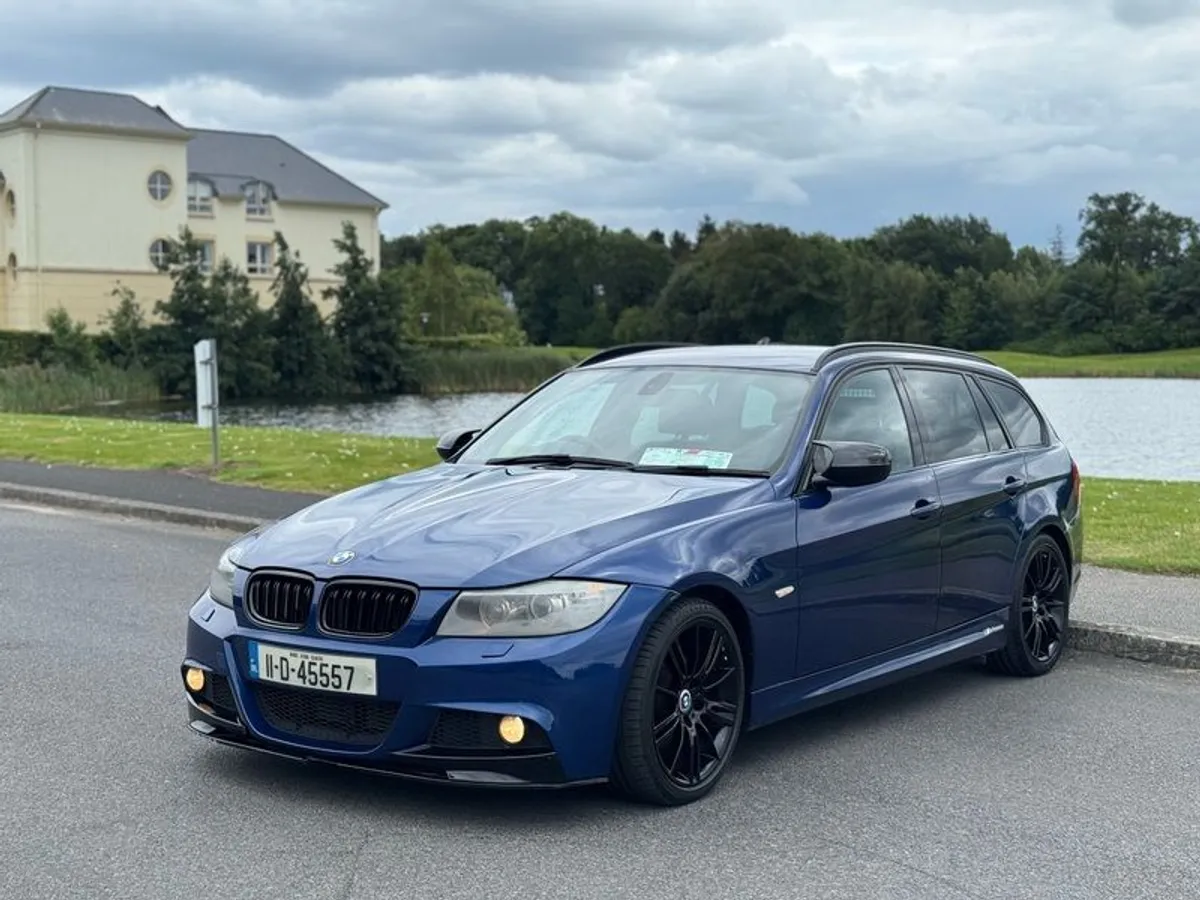 Bmw 318d M-sport Estate 2011 - Image 3