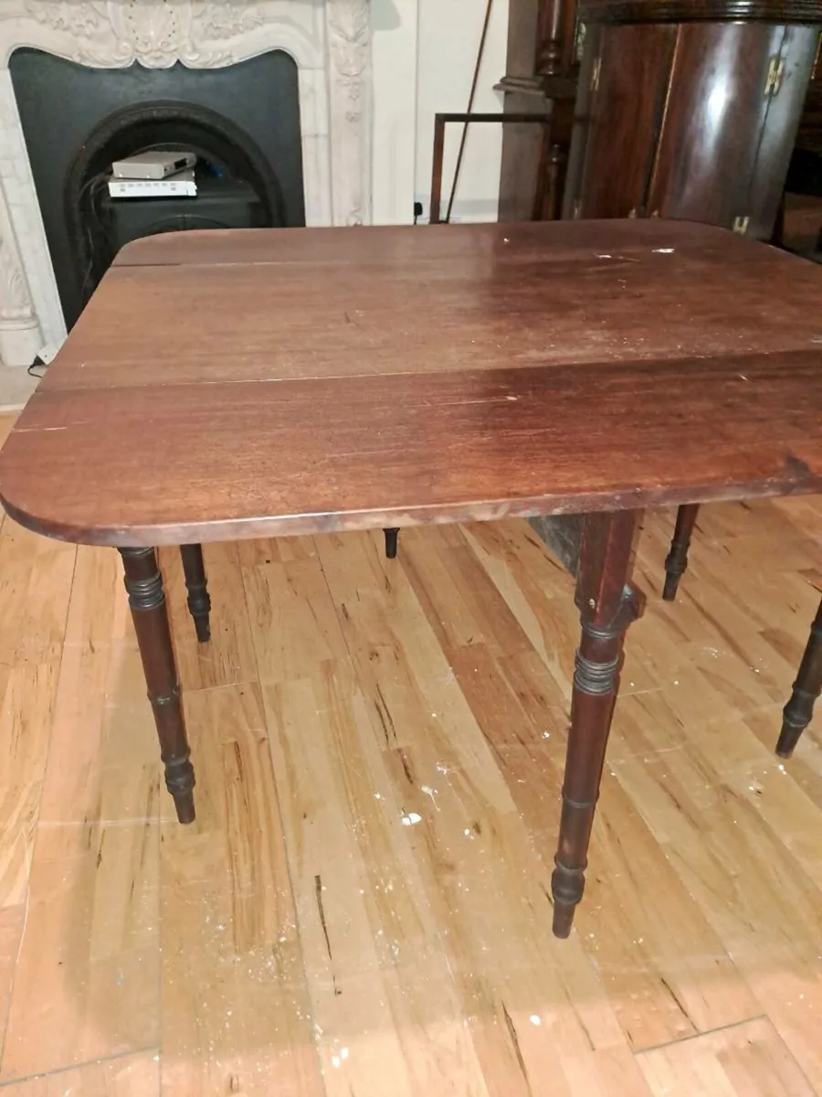 Mahogony tables - Image 3