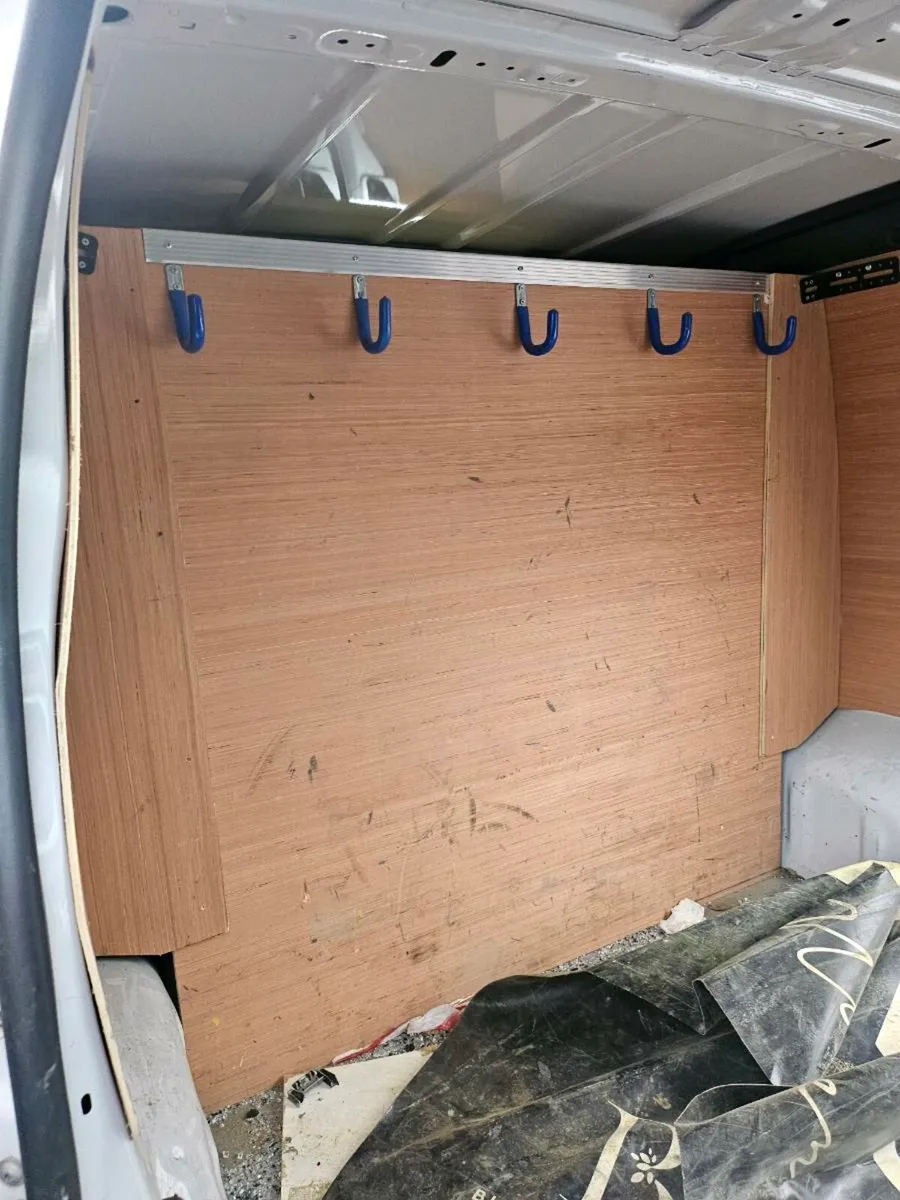 232Opel vivaro electric sports 75kw large battery - Image 2