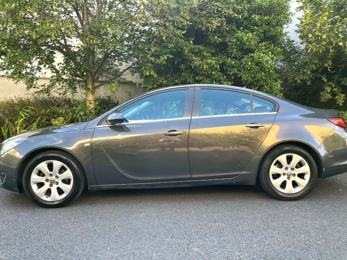 Opel Insignia LOW MILEAGE, NCT - Image 3