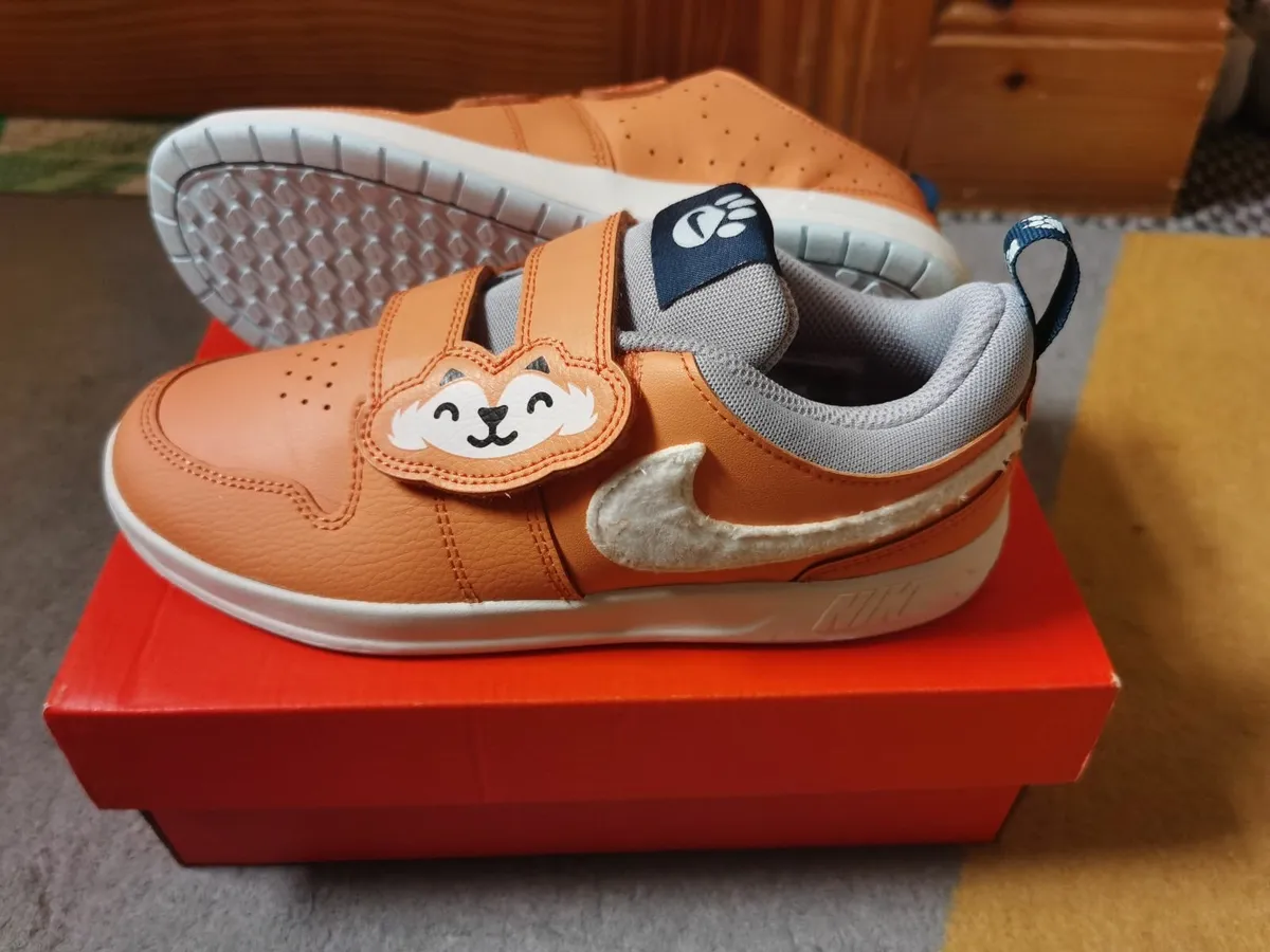 Nike Piko 5 lil New UK 2.5 for Boys and Girls - Image 3