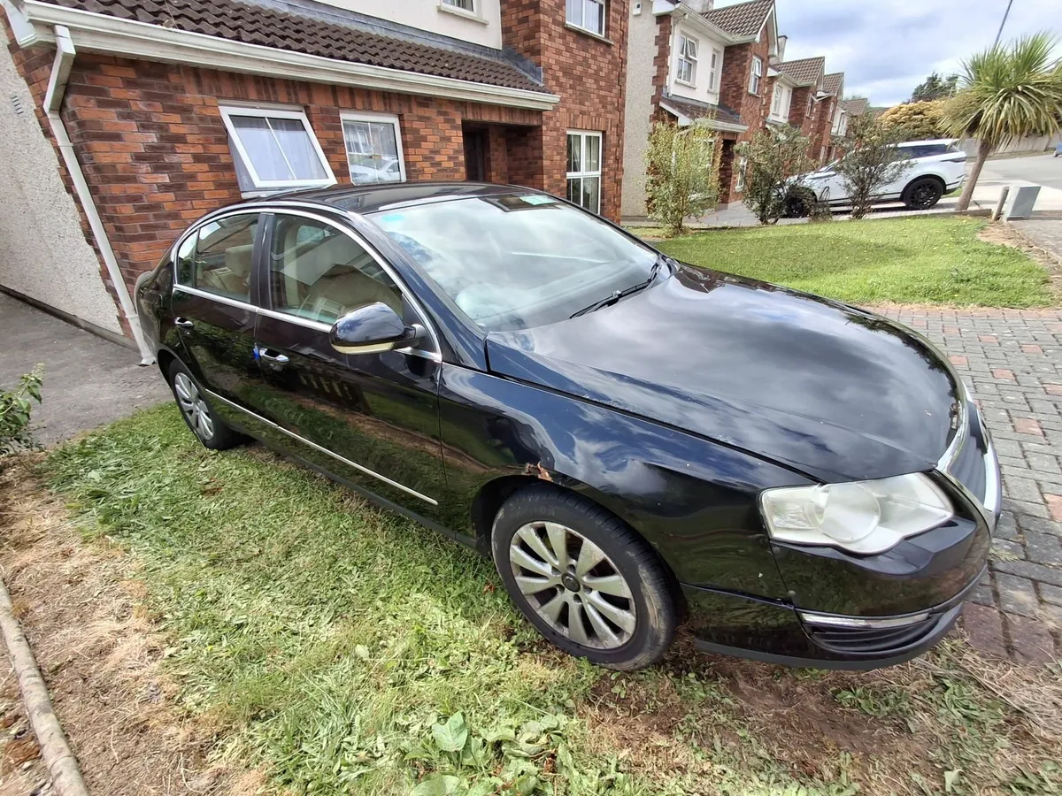 Volkswagen Passat 2007 - Image 2