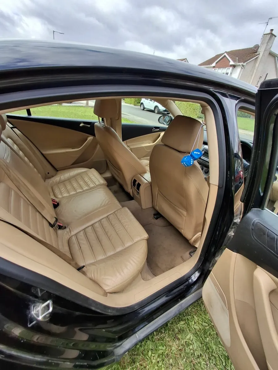 Volkswagen Passat 2007 - Image 3