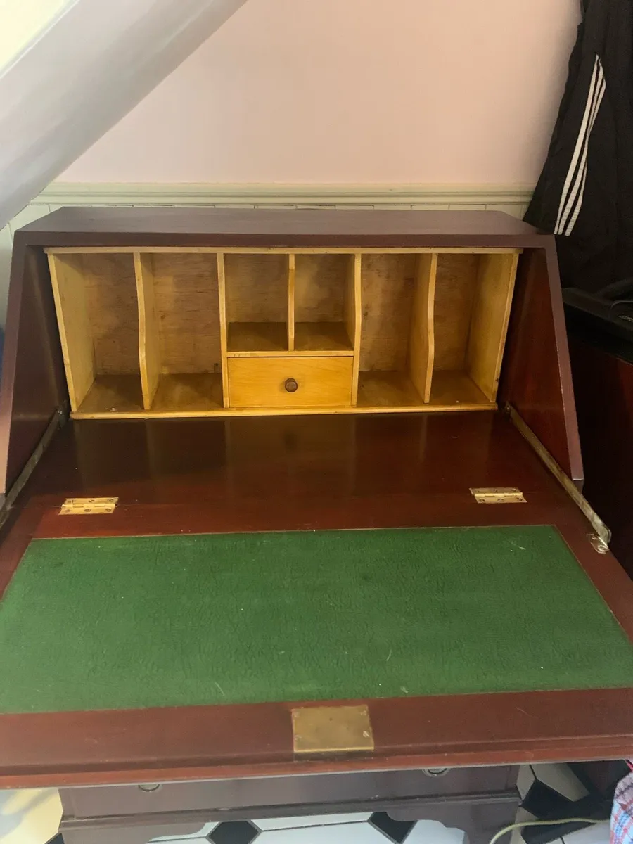 A old writing,desk in good condition - Image 3