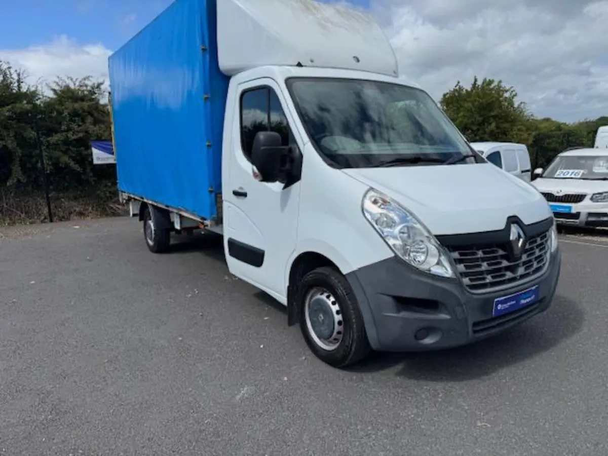 Renault Master Curtain Side with Tail Lift - Image 1