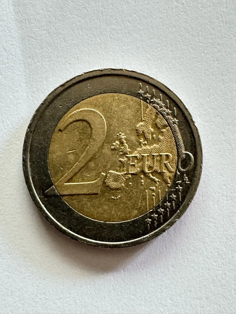 Selling my €2.00 stickman coin. - Image 2