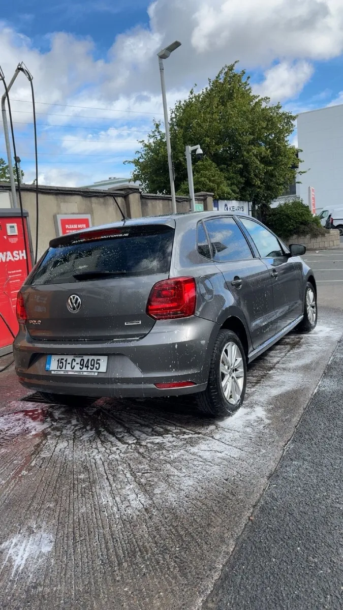 Volkswagen Polo 2015 - Image 1