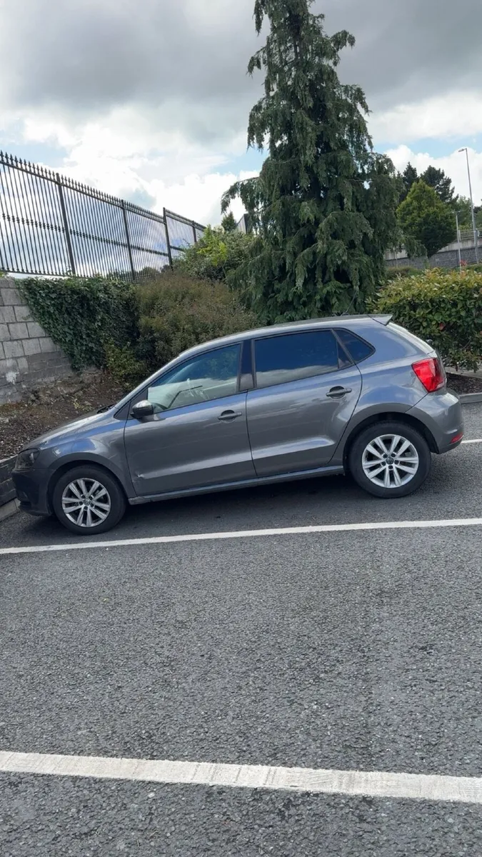Volkswagen Polo 2015 - Image 4