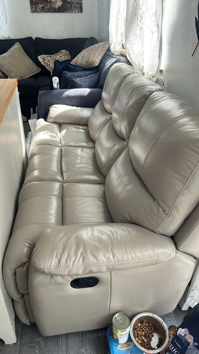 3,2,1 seater sofa,leather,not used - Image 1