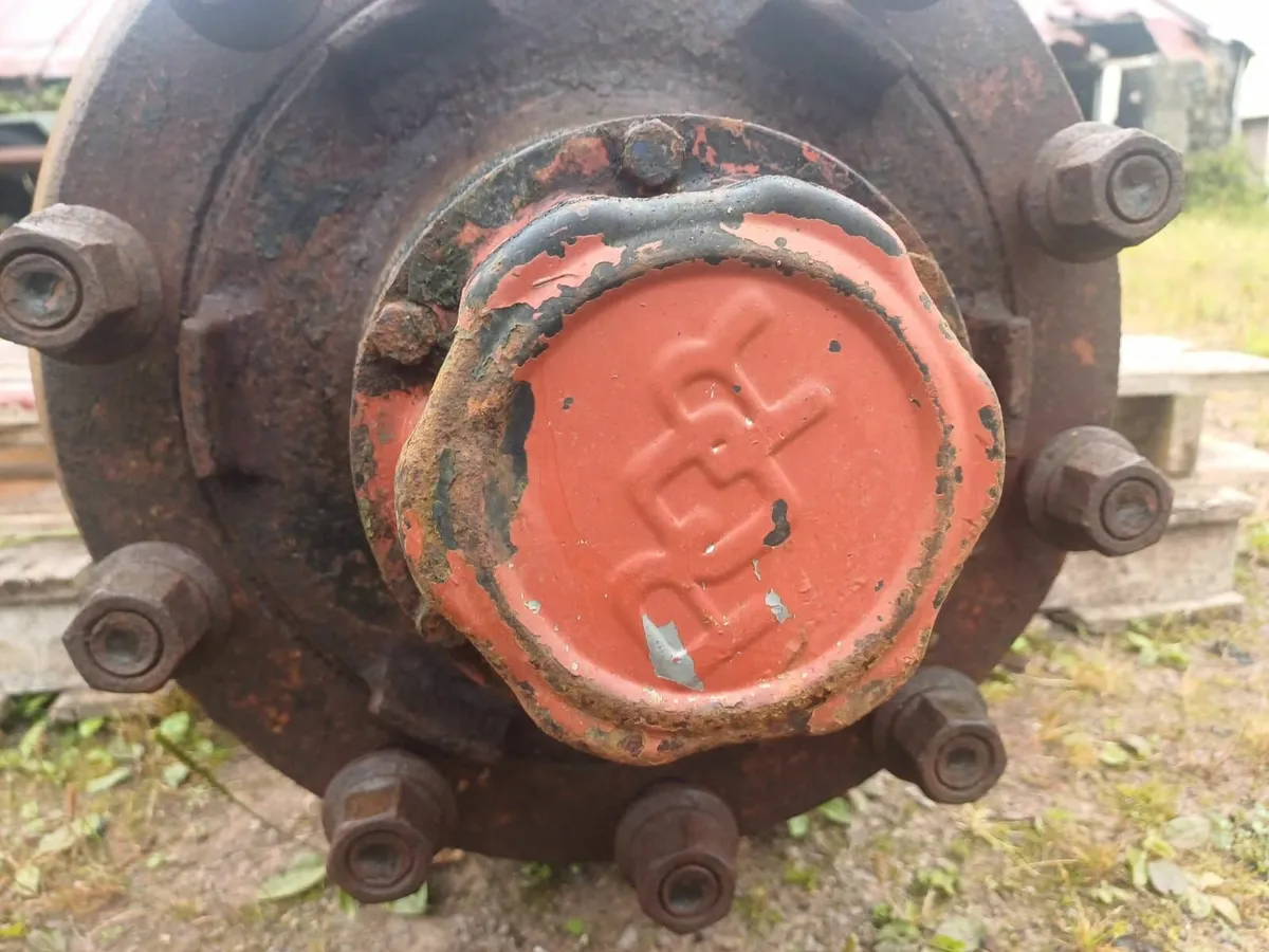 Trailer Axle - Image 2