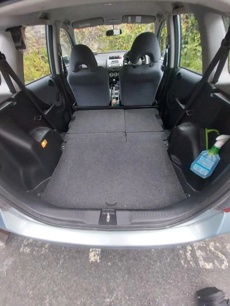 Honda Jazz 2006 - Image 2