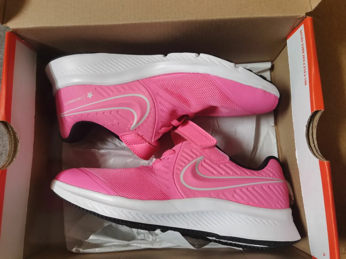 Nike  Star Runner 3 Uk 2.5 Pink New for Girls - Image 1