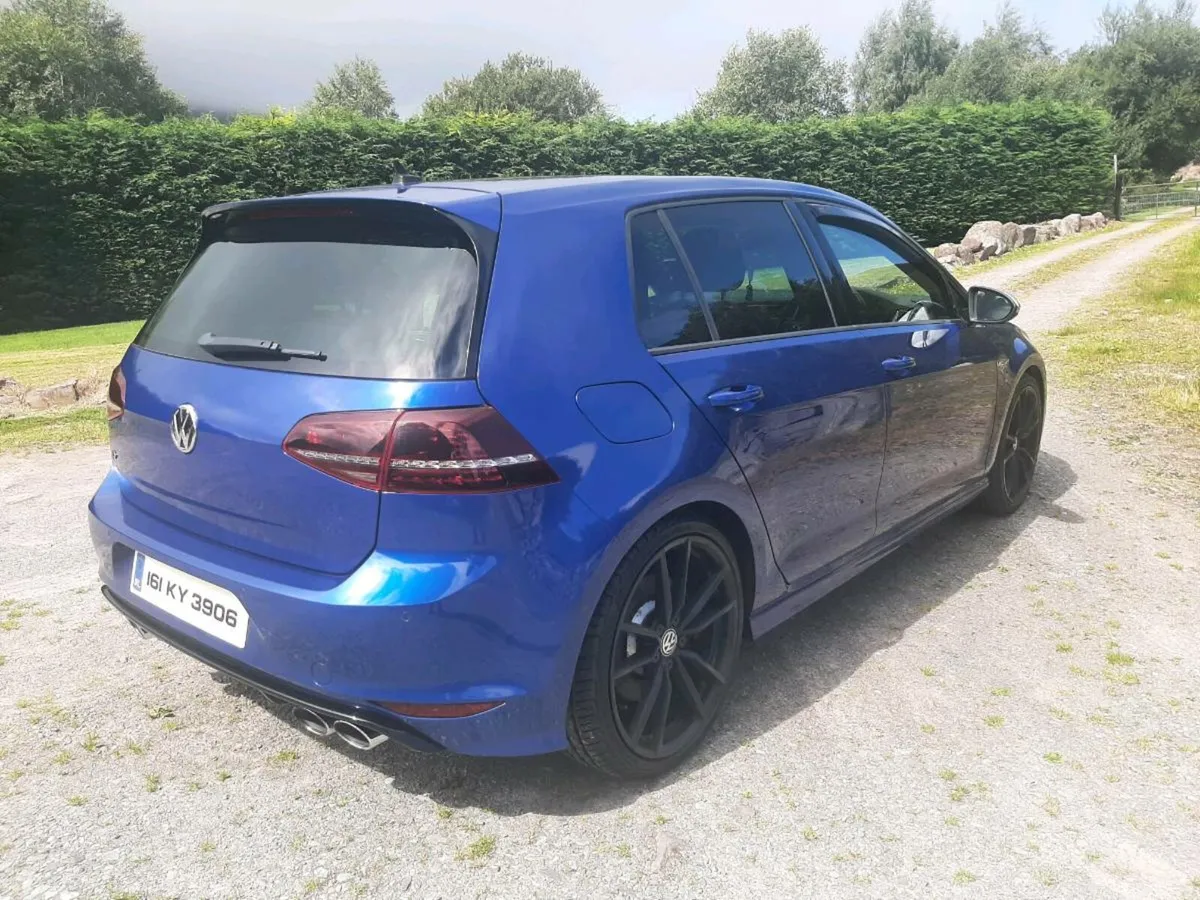 Volkswagen golf R - Image 3