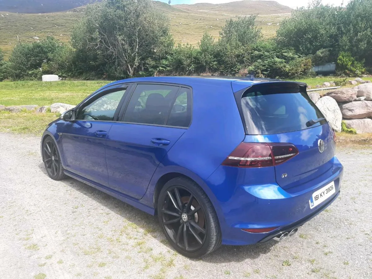 Volkswagen golf R - Image 4