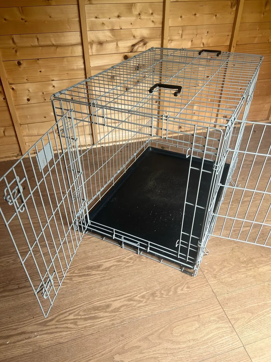 Sturdy foldable metal dog crate - Image 1