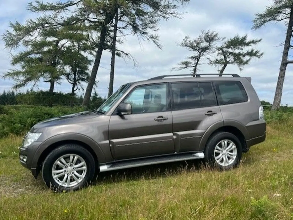 Mitsubishi Pajero 2016 - Image 3