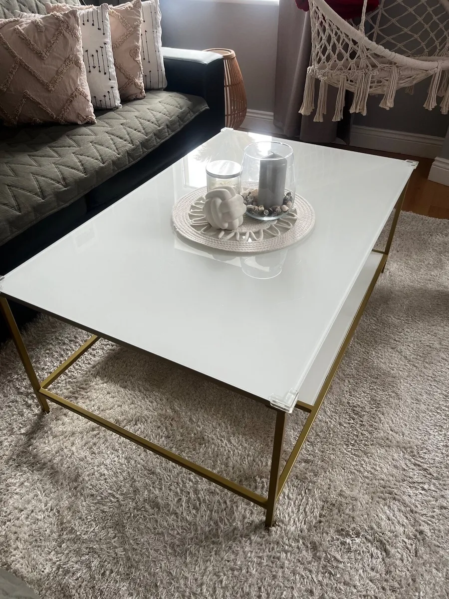 Glass Coffee Table – Modern Style, Excellent Condi - Image 2